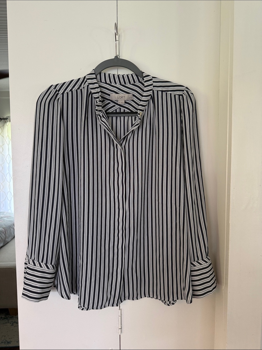 LOFT  Vertical Stripe Button-Front Blouse